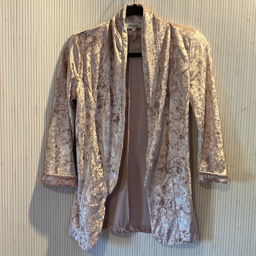 Charlotte Russe Crushed Velvet Jacket - Blush Pink Size Small - Pristine! 🤩